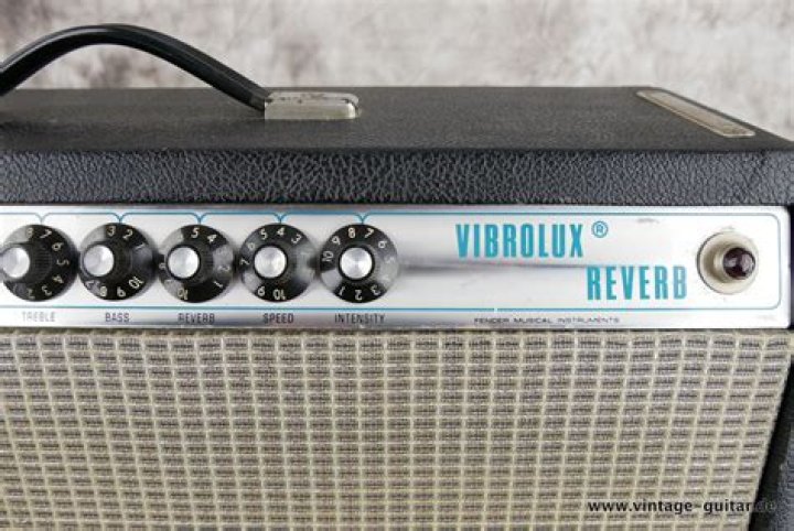 Are Vibrolux Reverb amps good?