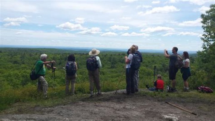 How long is the Tunxis Trail?