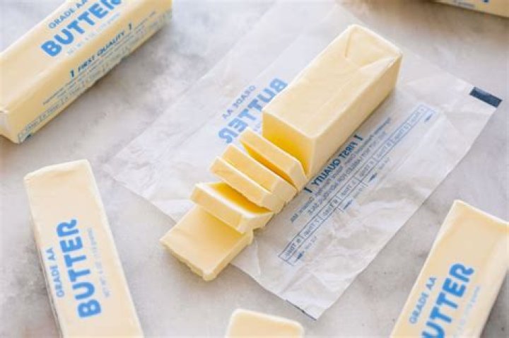How many spoonfuls of butter is 75g?