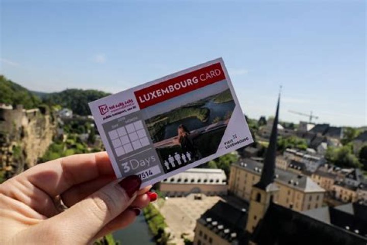 Who issues tax card Luxembourg?